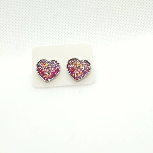5/$25 Heart Shaped Druzy Earrings Iridescent Studs Heart Shaped Earrings $6 SHIP - Picture 3 of 4